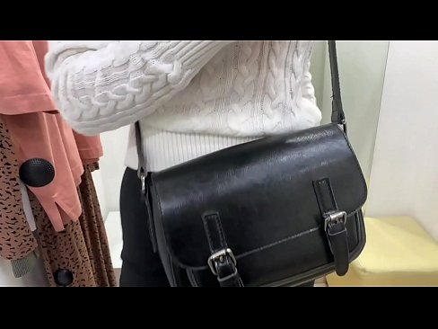 ❤️ Public masturbation sa batan-ong bitch FeralBerry nga adunay dildo sa fitting room ❤️ Porno sa pornograpiya ceb.xxxtun.ru ❌️❤